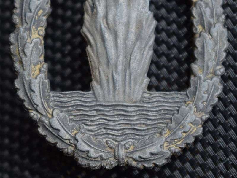 30) Genuine WW2 German Kriegsmarine Minesweeper Award Badge in Good Condition — image 7