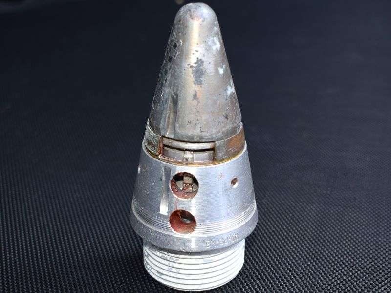 7) Excellent Original Vintage British Military Training Sectioned Russian? Artillery Shell Time Fuze BM-30 — image 4