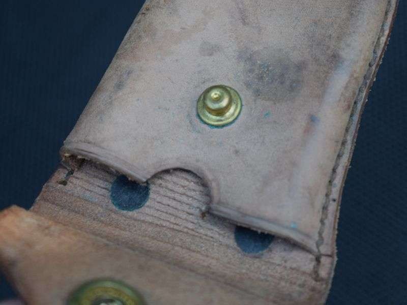 9) An Original M1904 US Army Leather Garrison Ammo Pouch With Eagle Snap Closure RIA 1915 — image 5