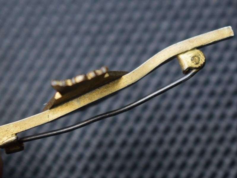 110) Original 1930s-WW2 Sweetheart Brooch HMS Exeter. Sunk 1942 — image 2