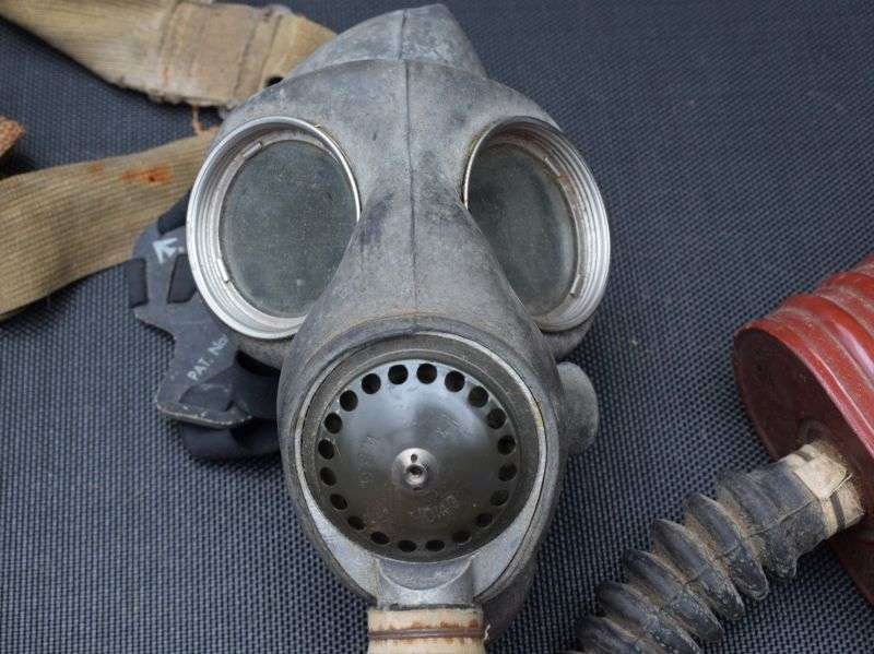 63) WW2 British Service Respirator To a Train Driver In Portsmouth Home Guard & Scarce Hessian Haversack Cover — image 11