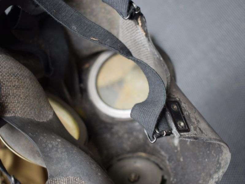 63) WW2 British Service Respirator To a Train Driver In Portsmouth Home Guard & Scarce Hessian Haversack Cover — image 5