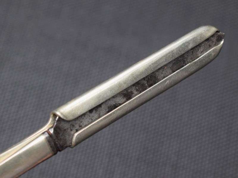 51) Excellent original WW1 British Officers Combination cutlery set — image 3