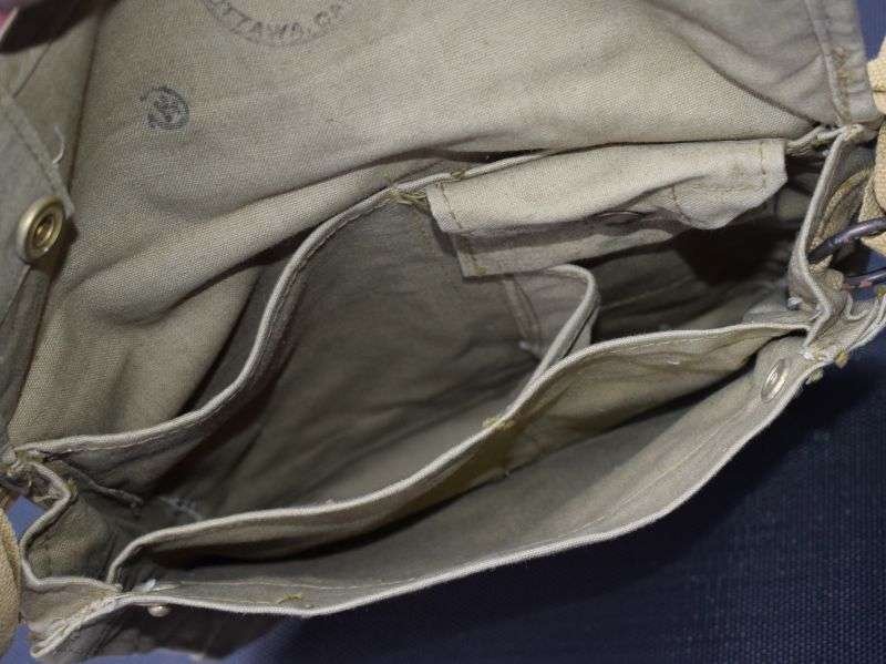 27) Excellent Original WW2 Canadian Made MKVII Respirator Haversack 1943 — image 3