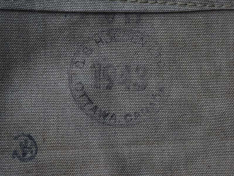 27) Excellent Original WW2 Canadian Made MKVII Respirator Haversack 1943 — image 4