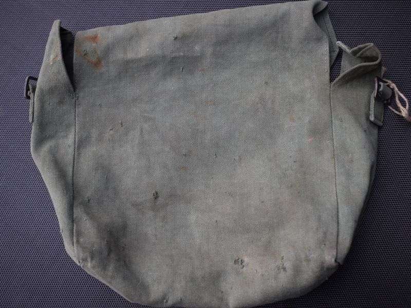 7) Unidentified 1944 pattern or 1958 pattern side pack MECo 1966 — image 4