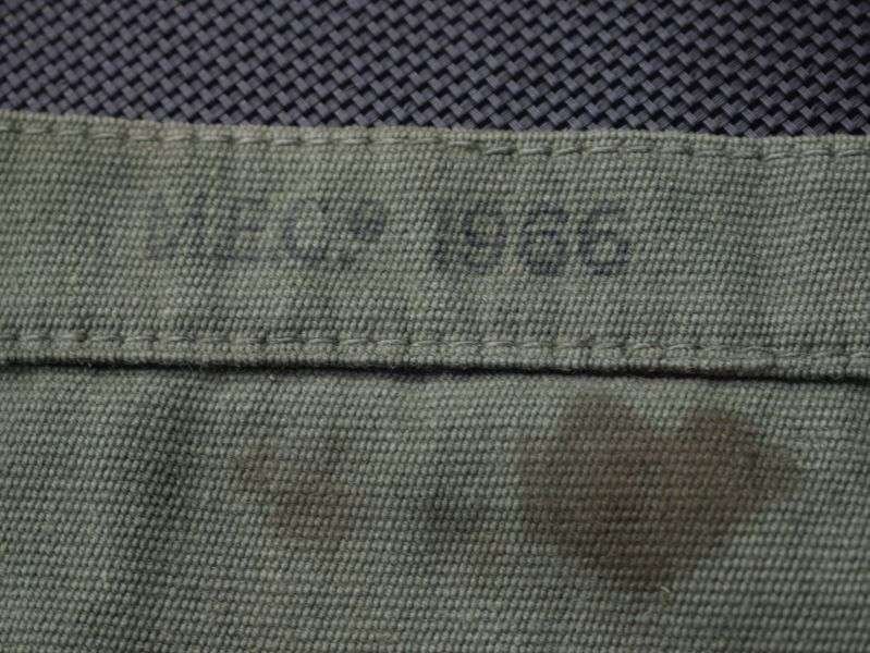 7) Unidentified 1944 pattern or 1958 pattern side pack MECo 1966 — image 6