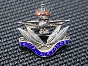 148) Lovely Original High Quality WW2 RAF White Metal Badge …
