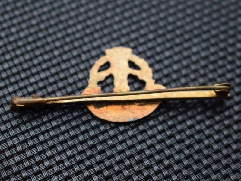 141) Good Original WW1 WW2 DCO Middlesex Regt Sweetheart Brooch — image 2