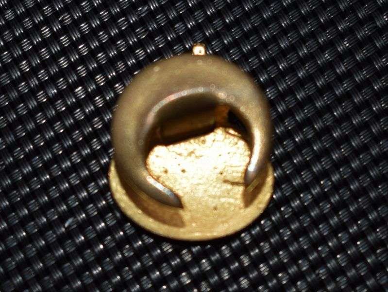 128) Nice Original WW2 Home Guard Brass & Enamel Lapel Badge — image 2