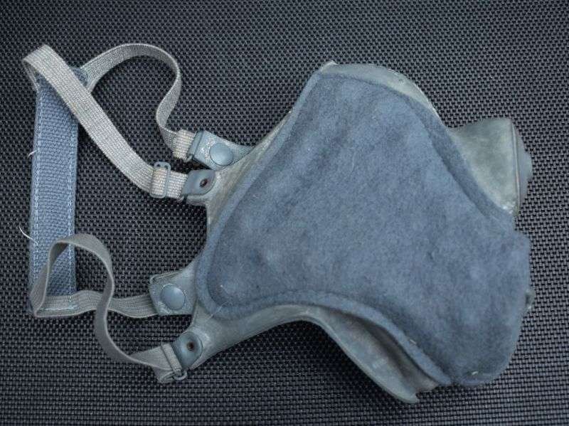 82) Excellent Unissued WW2 US Military Drivers Dust Respirator M1 in Issue Box 1942 — image 7