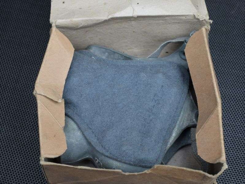 82) Excellent Unissued WW2 US Military Drivers Dust Respirator M1 in Issue Box 1942 — image 8