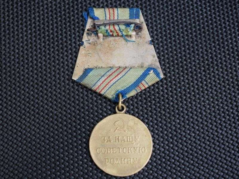 69) Nice Original WW2 Russian Military Medal for The Defence of Caucasus — image 3