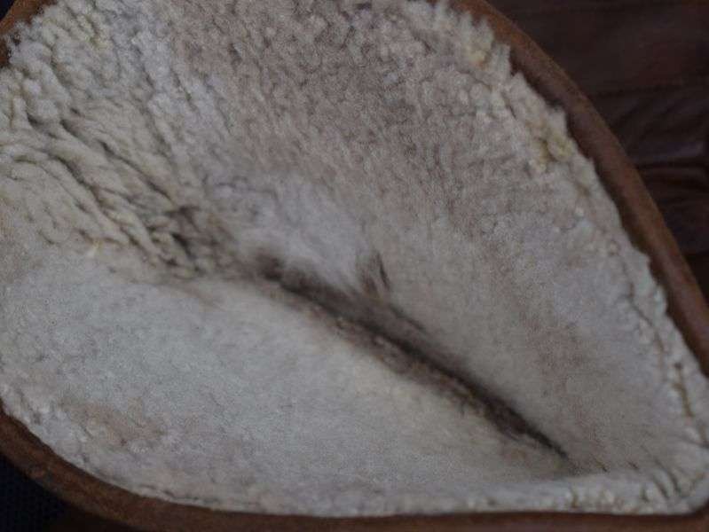 50) 1920s-30s Nice Quality British Motorcyclists Leather Gauntlets. — image 2