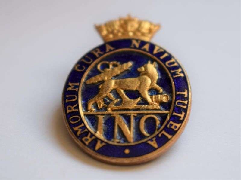 140) Good Original WW2 Era ? Inspector of Naval Armaments Pin Badge — image 3