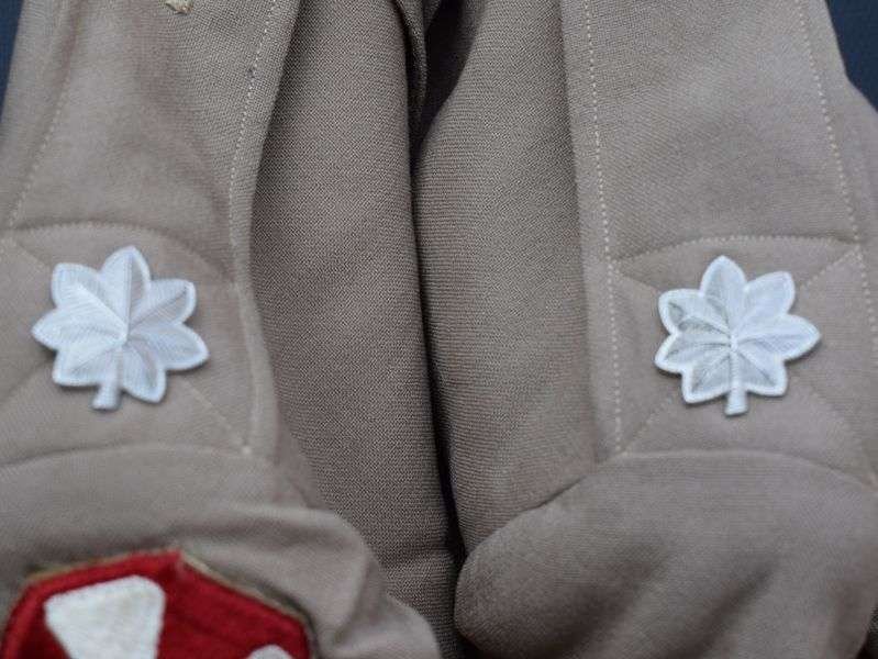 75) Original WW2 US Army Khaki Tropical Worsted Service Jacket to a Lt Col — image 9