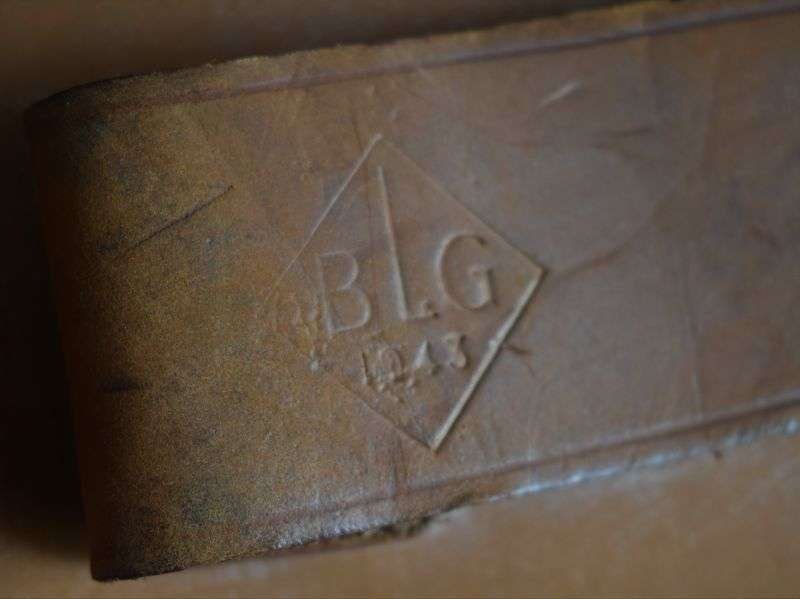 12) Excellent Near Mint Original WW2 British Army Flare Gun Holster BLG 1943 — image 2