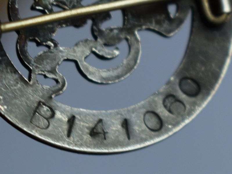 34) Excellent Original WW1 British For King & Empire Services Rendered Wound Badge Named J.Liddell Wishaw — image 5