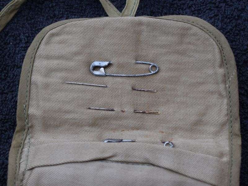 43) Excellent Original WW2 US Army Soldiers Sewing Kit Pouch & Contents — image 4