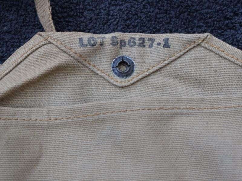 52) Excellent Original WW2 US Noncombatant Gas Mask Bag MIA2-I-I — image 3