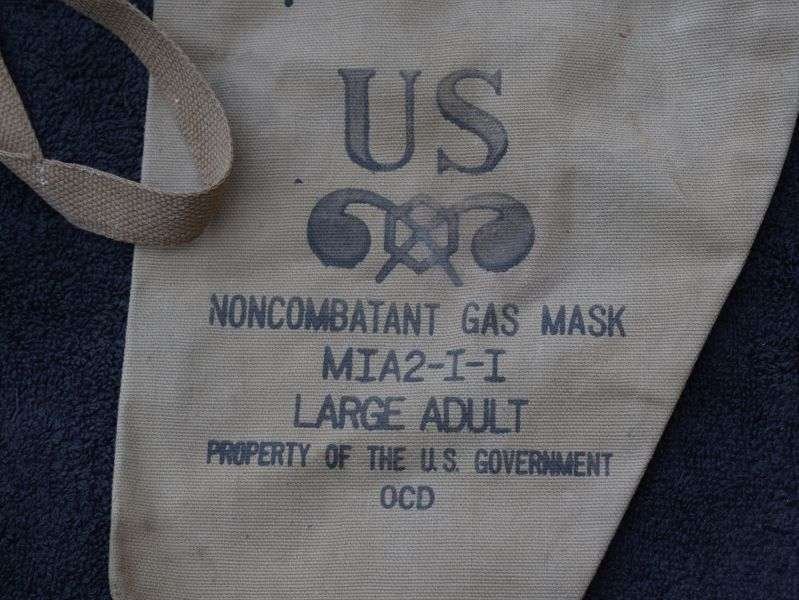 52) Excellent Original WW2 US Noncombatant Gas Mask Bag MIA2-I-I — image 4