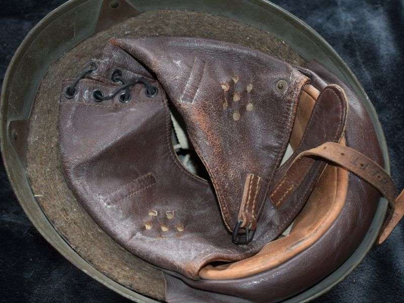 117) Nice Original WW2 British Military Issue Dispatch Riders Helmet BMB 1942 — image 11