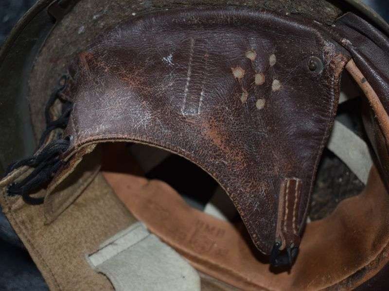 117) Nice Original WW2 British Military Issue Dispatch Riders Helmet BMB 1942 — image 7