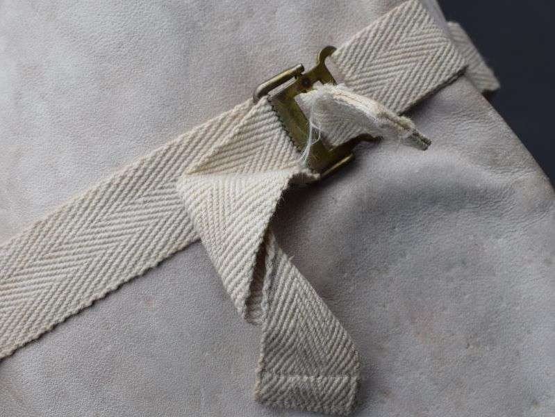 75) Excellent Unissued WW2 British Military Leather Mittens Dated 1945 — image 4