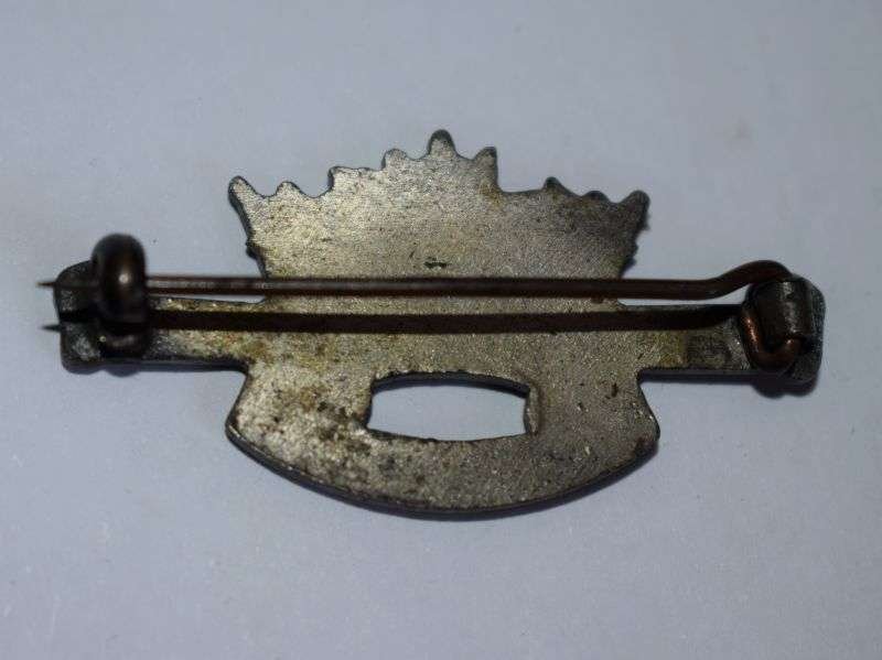 26) Excellent Original WW1 WW2 Merchant Navy Comforts Service Pin Badge — image 2