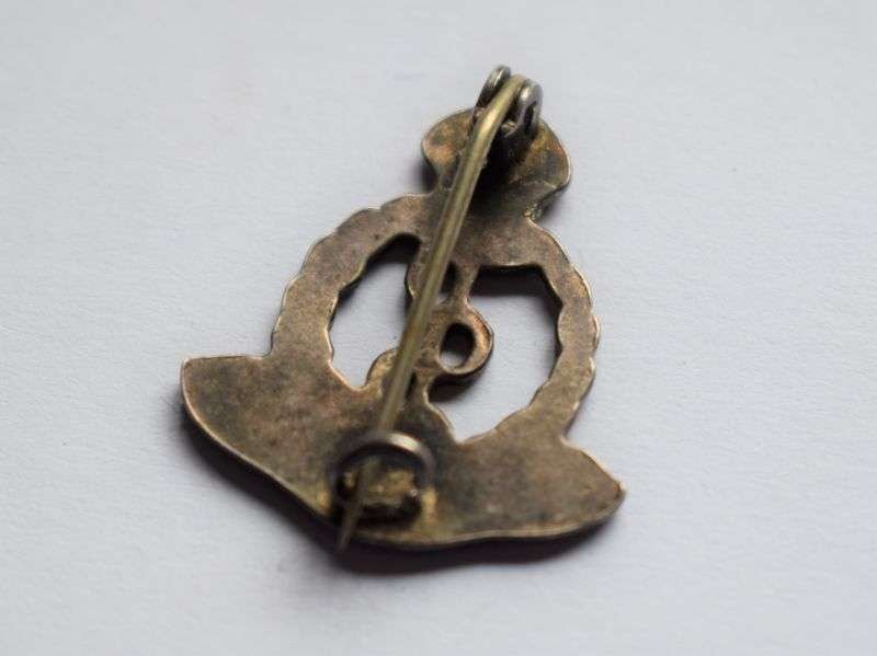 134) Good Original WW1 WW2 RAMC Pin Sweetheart Brooch — image 2