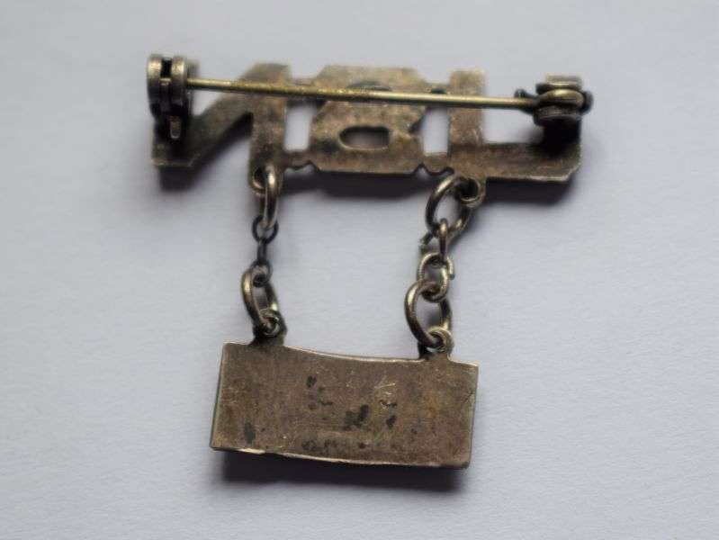 130) Excellent Original WW2 US Navy Pin Back Sweetheart Brooch — image 2