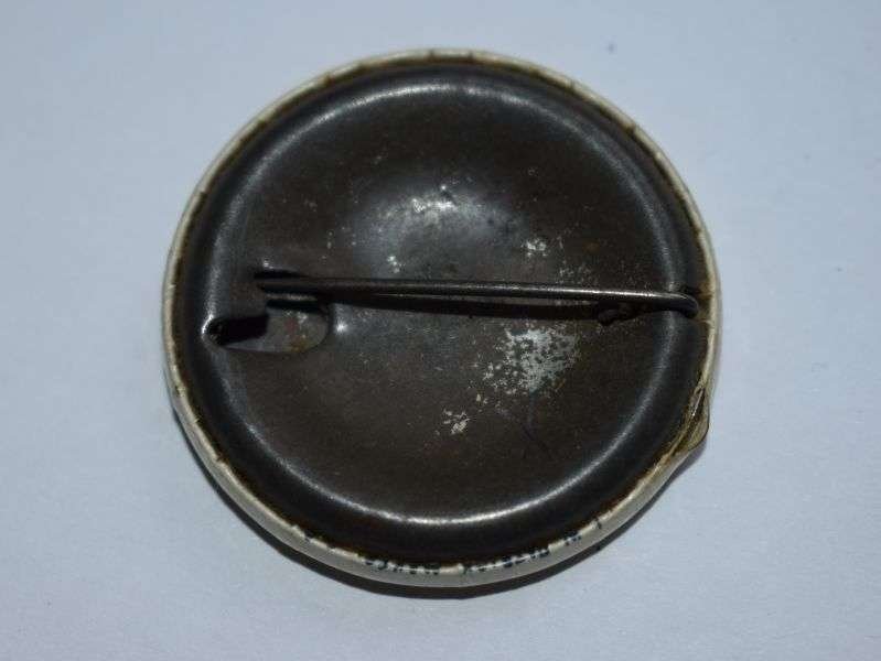 125) Excellent Original Celluloid Badge Fighting Forces Comforts Fund Empire Appeal 1941 — image 3