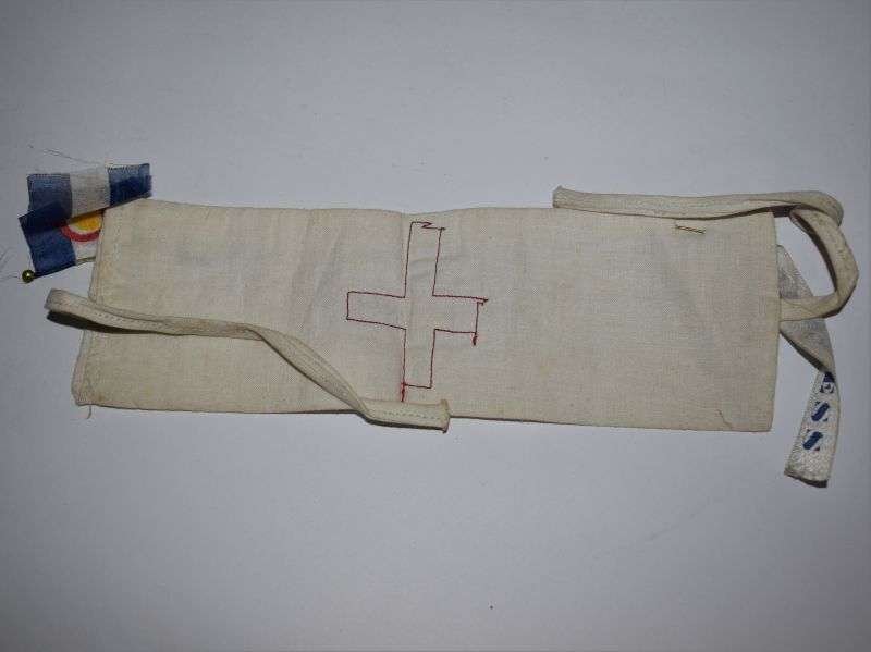 118) Lovely Original WW1 WW2 Female Medics Armlet & Silk Tag Church Door Canteen Hostess — image 2