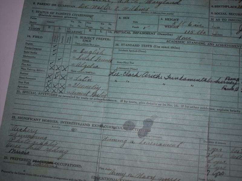 116) Nice Original WW2 Collection to US School Girl Turned Military Nurse — image 18