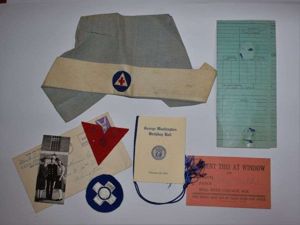 116) Nice Original WW2 Collection to US School Girl Turned …