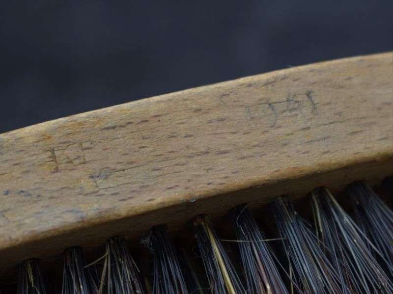 54) Excellent Original WW2 British Army Issue Hair Brush 1941 — image 4