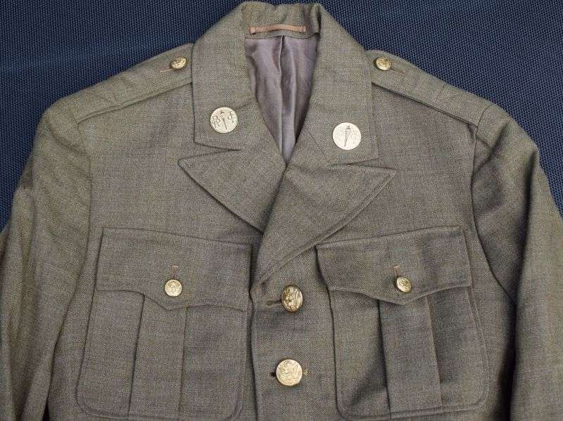 10) Excellent Original WW2 US ROTC Field Artillery Officers Jacket & Original Insignia — image 7