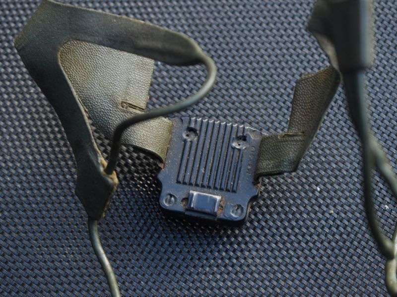 22) Good Original WW2 US Military Issue T-45 Lip-Microphone 1943 — image 3