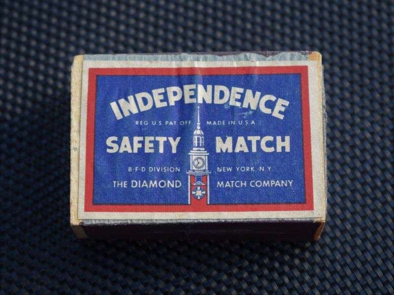 24) Excellent Original Full Box of WW2 US Independence Safety Matches — image 4