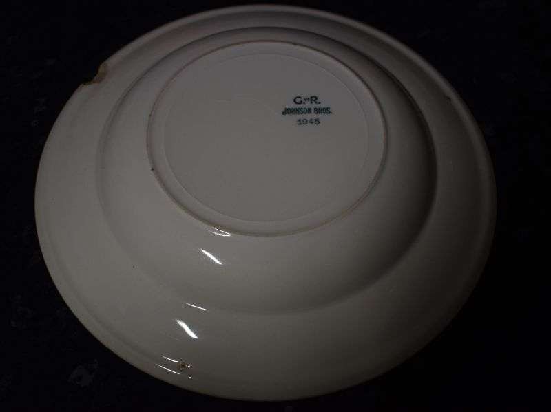 107) Original WW2 British Army Porcelain Plate/Bowl GRVI 1945 — image 4