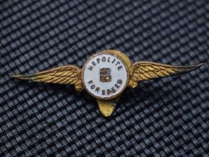 84) Vintage Hepolite For Speed Wings Badge Hepworth & Grandage …
