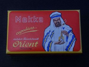 36) Original 1930s-WW2 German Card Pipe Tobacco Box Mekka Capochient