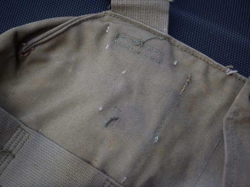 42) Good Original WW2 US Army Service Gas Mask Bag. — image 10