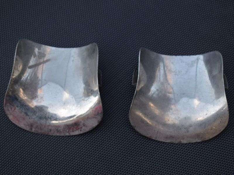 8) Victorian, WW1 WW2 British Cavalry Metal Boot Protectors for Spurs — image 2