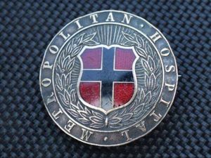 131) Excellent Original Vintage Metropolitan Hospital Pin Badge