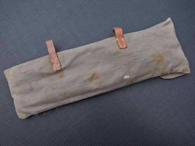 59) Nice Original WW1 German Army Zeltbahn Poles, Pegs & Pouch Dated 1915-1917 — image 10