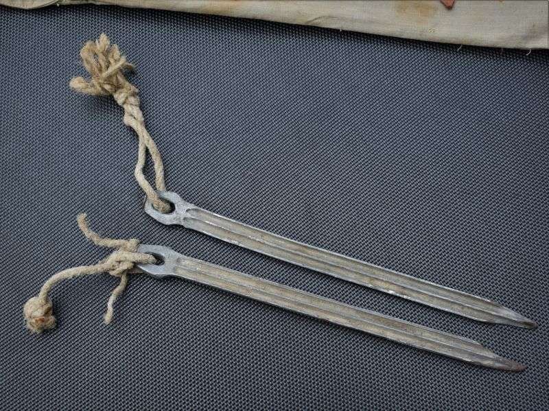 59) Nice Original WW1 German Army Zeltbahn Poles, Pegs & Pouch Dated 1915-1917 — image 4