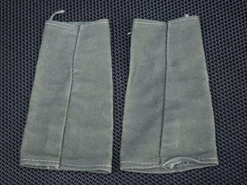 34 ) Vintage Original Sultan of Oman's Army Officers JG Epaulette Slides — image 2