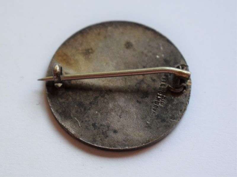 89) Original WW1 WW2 Enamel Pin Badge West Lancashire Territorial Force Association V.A.D — image 3