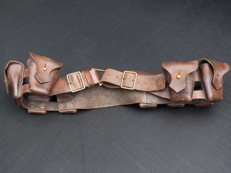1) Good Original Indian Made British 1903 Pattern 9 Pocket Leather Bandolier 1921 — image 8